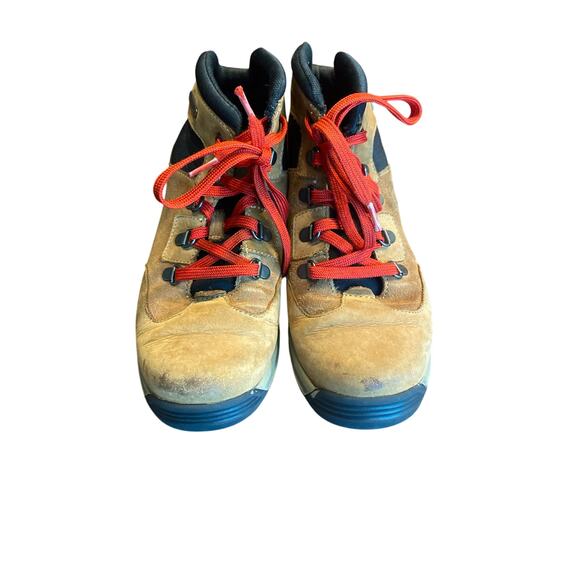 Timberland Boys Hiking Size 6 - Picture 1 of 7